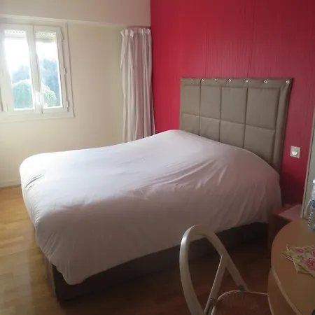 Le Bordeaux 2* Lucon