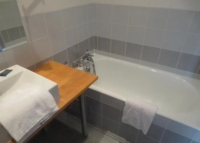 Le Bordeaux 2* Luçon